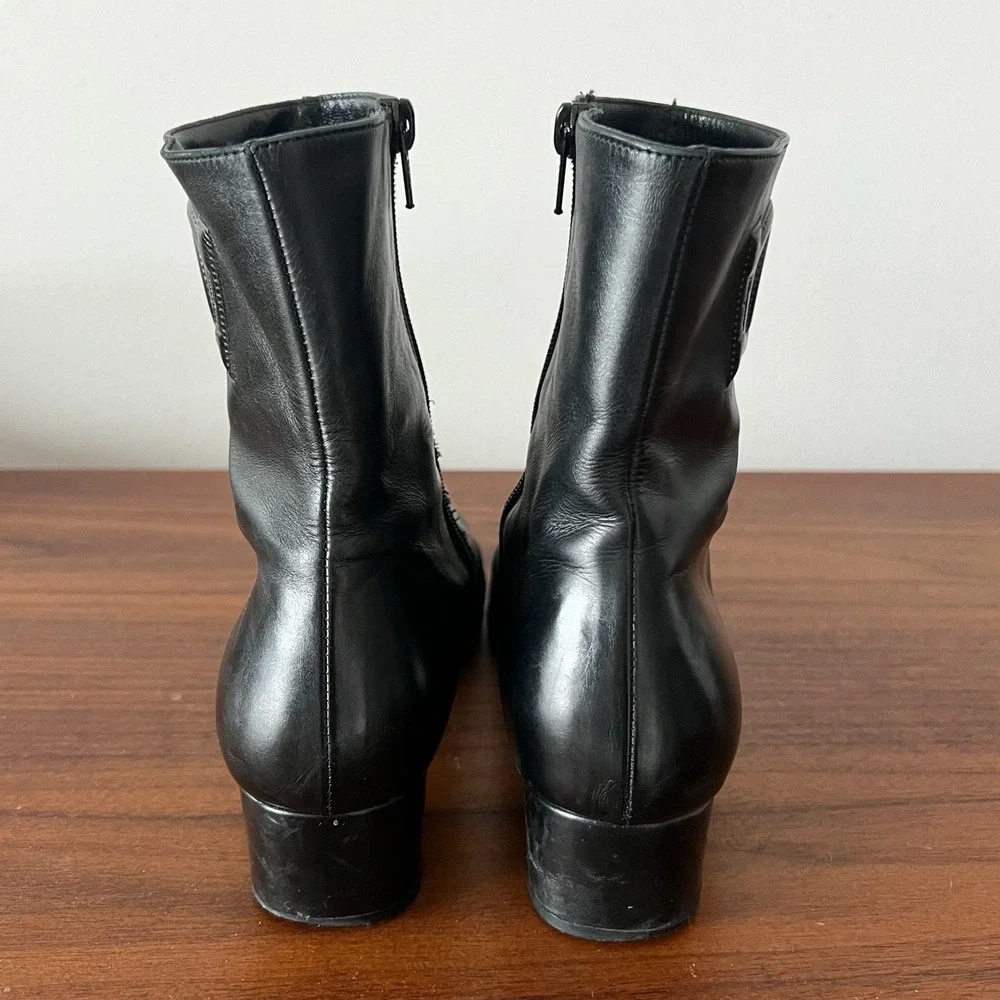 Salvatore Ferragamo Leather Zip Ankle Boots Black‎ Block Heel Women's Size 9.5 B
